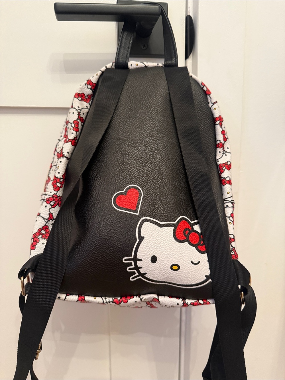 Hello Kitty White & Red Patterned Mini Backpack - Picture 2 of 4